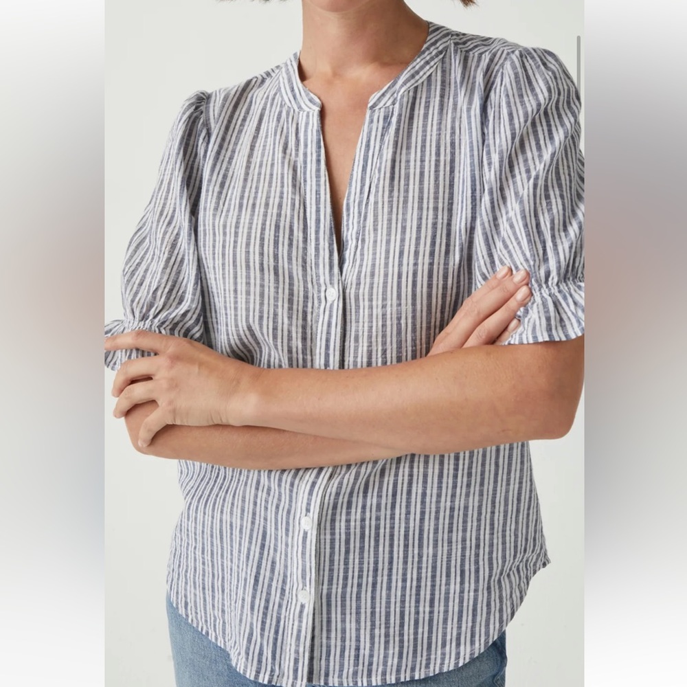 Michael Stars Alessa button up . NWT